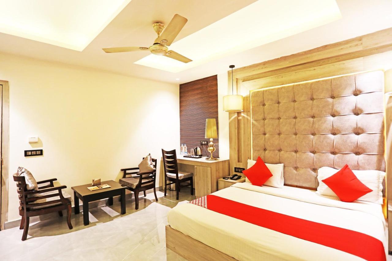 Fabhotel Ronald Inn Faridabad Luaran gambar
