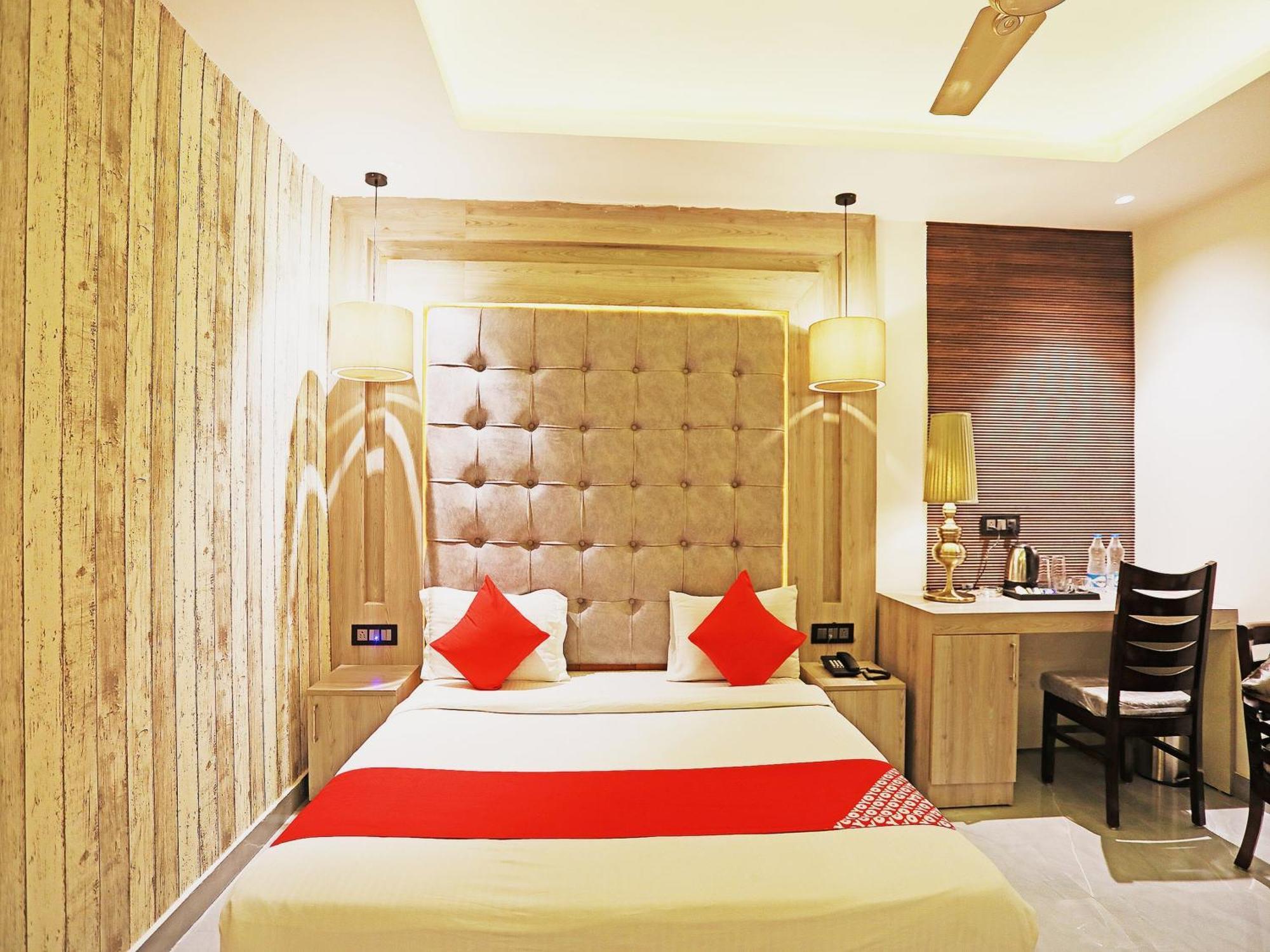 Fabhotel Ronald Inn Faridabad Luaran gambar